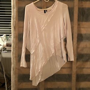 Brand new condition guess marciano white top (S)